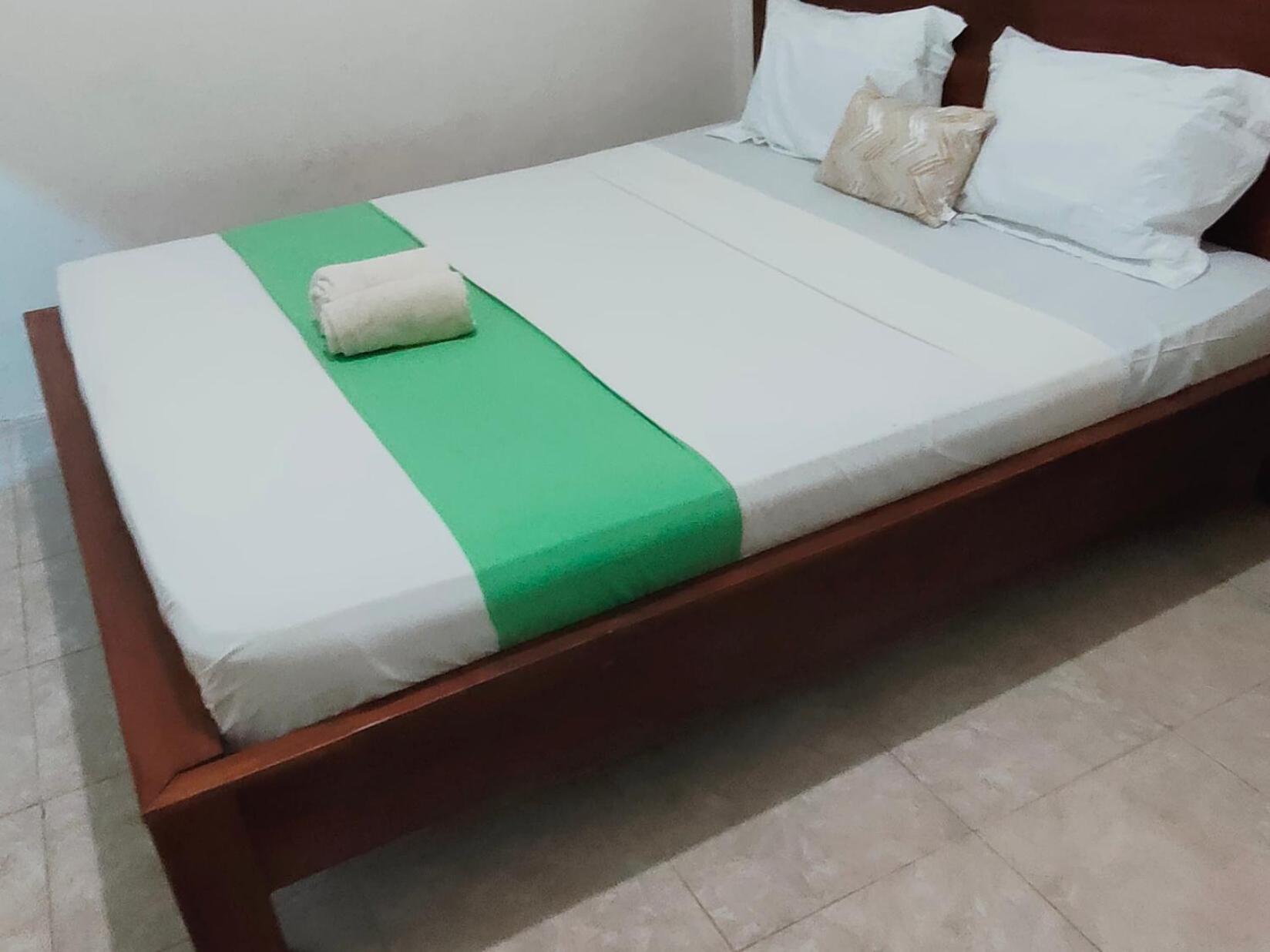 Pineapple Guest House Gili Air Cameră foto